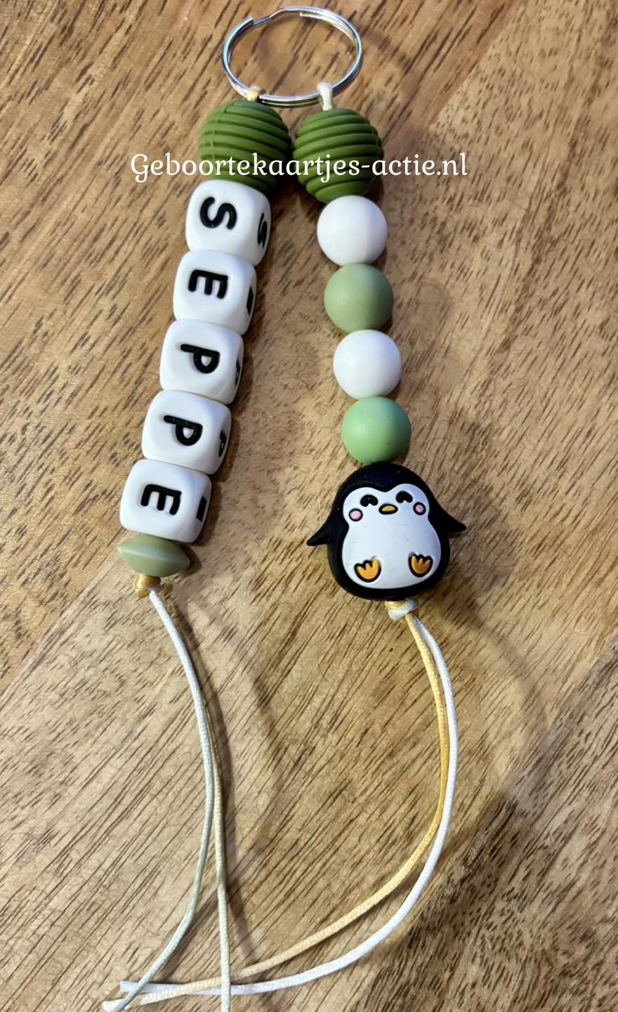 De volgende 14 naamsleutelhangers