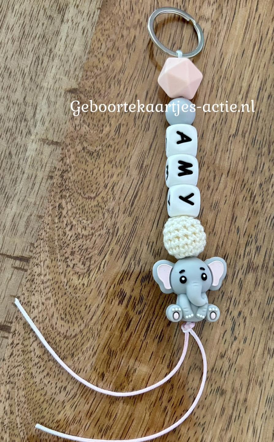 10/7/2026 verzonden naamsleutelhangers