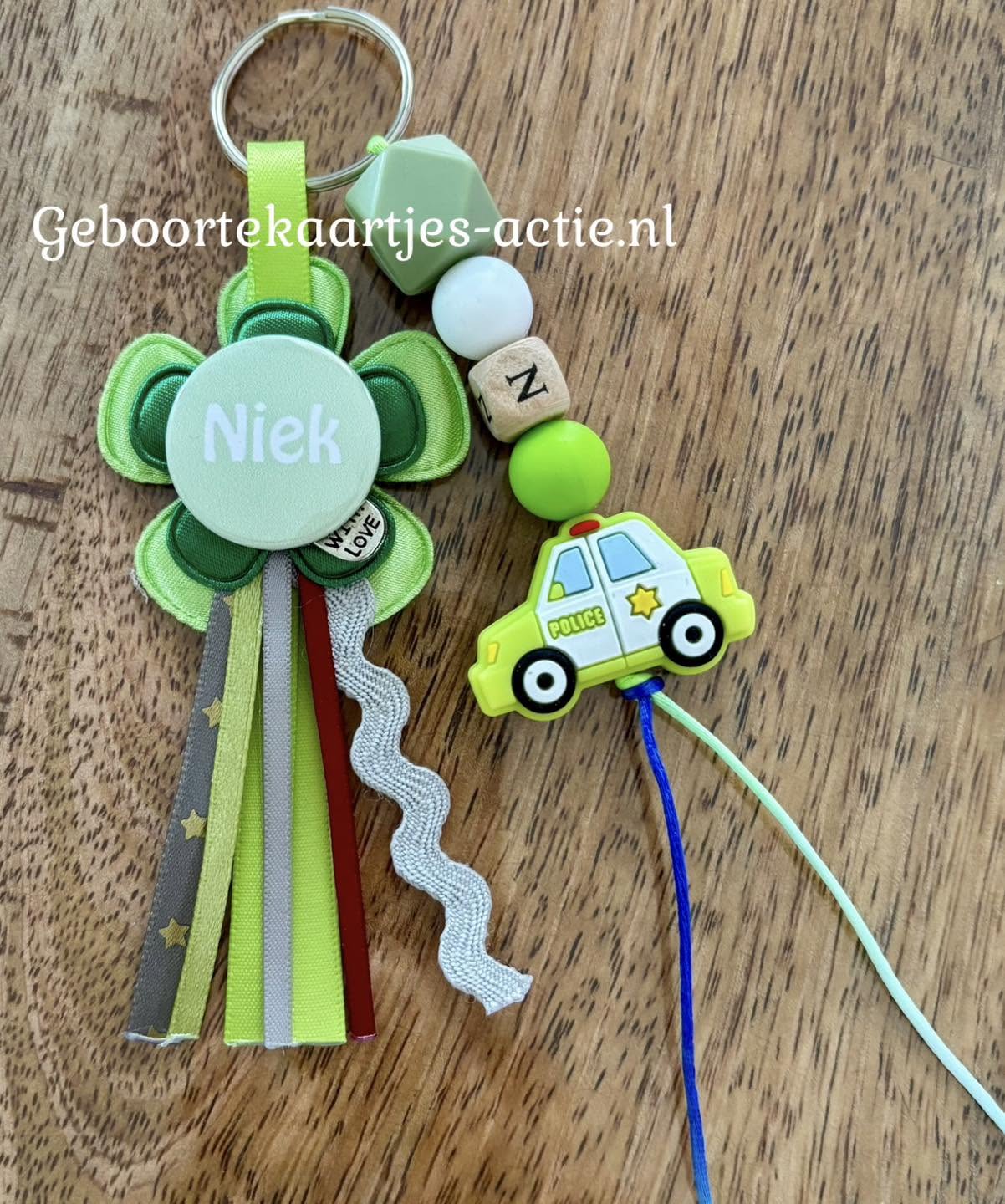10/7/2026 verzonden naamsleutelhangers